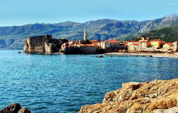 Cuma'dan Pazar'a Kaçamak: Budva Turu